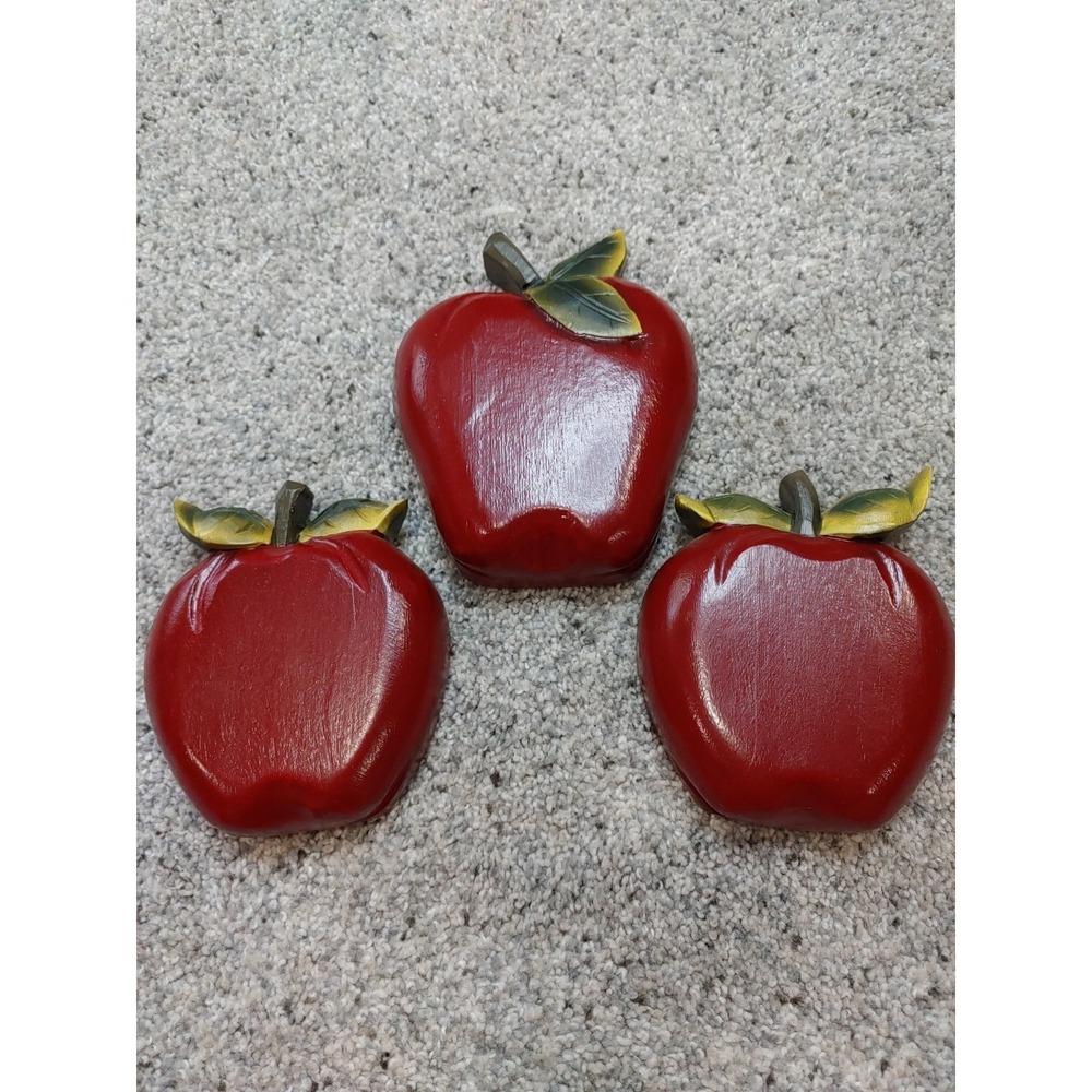 Vintage Home Interiors Wooden 3D Red Apple Wall Art Hanging Decor Homco Set Of 3
